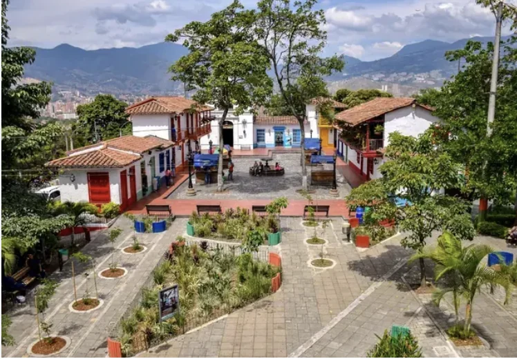 Pueblito Paisa