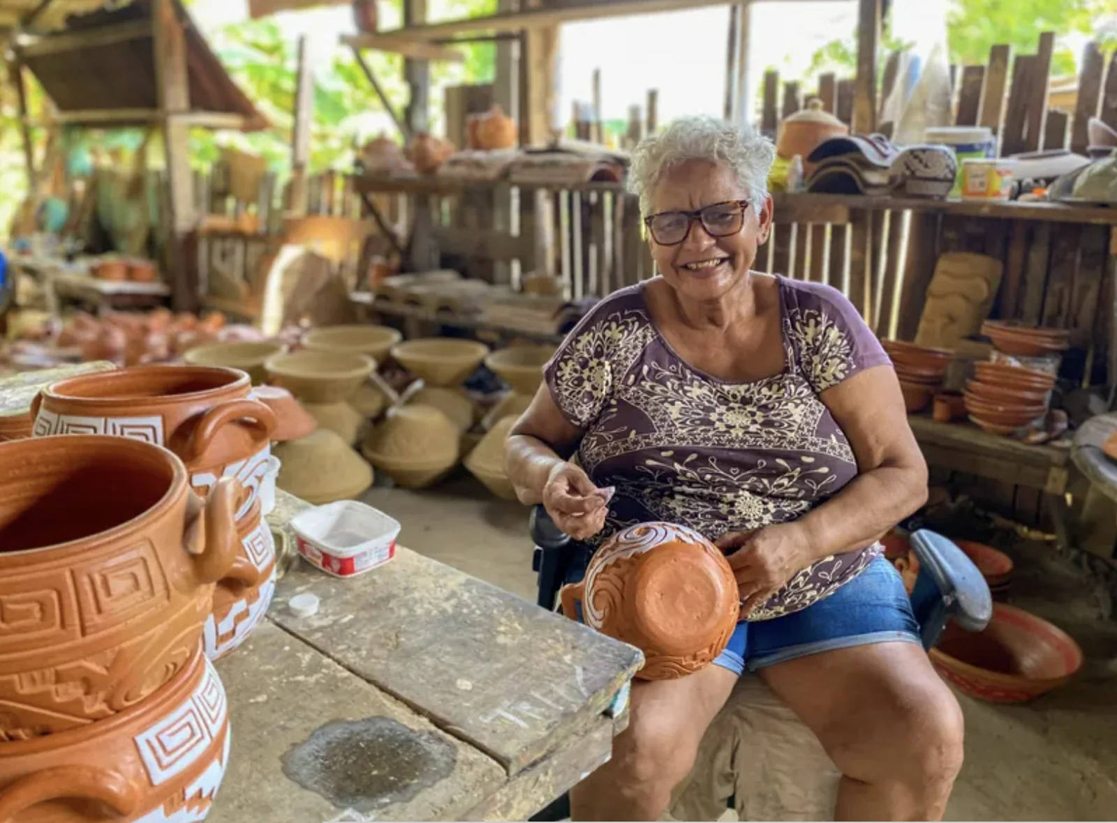 Dona Célia, ceramista de Pará