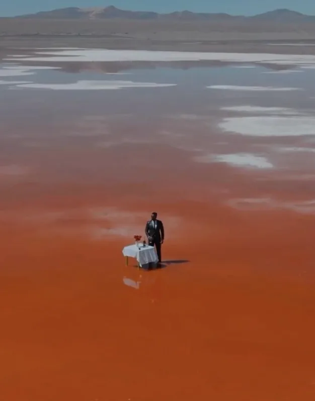 Laguna Colorada en el circuito sur del Altiplano boliviano